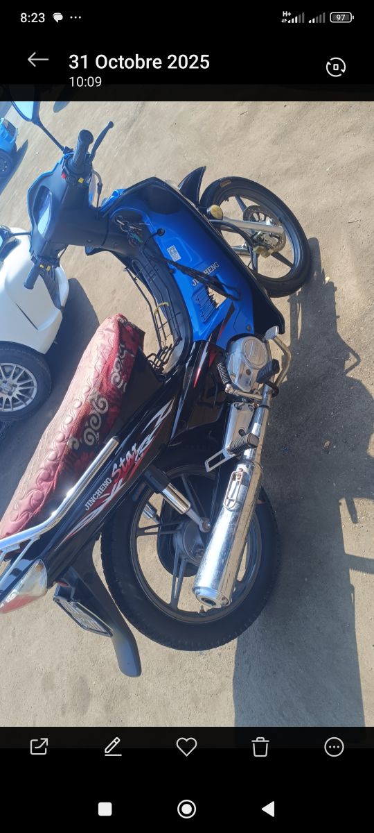 Moto d'occasion bien entretenue en bon état