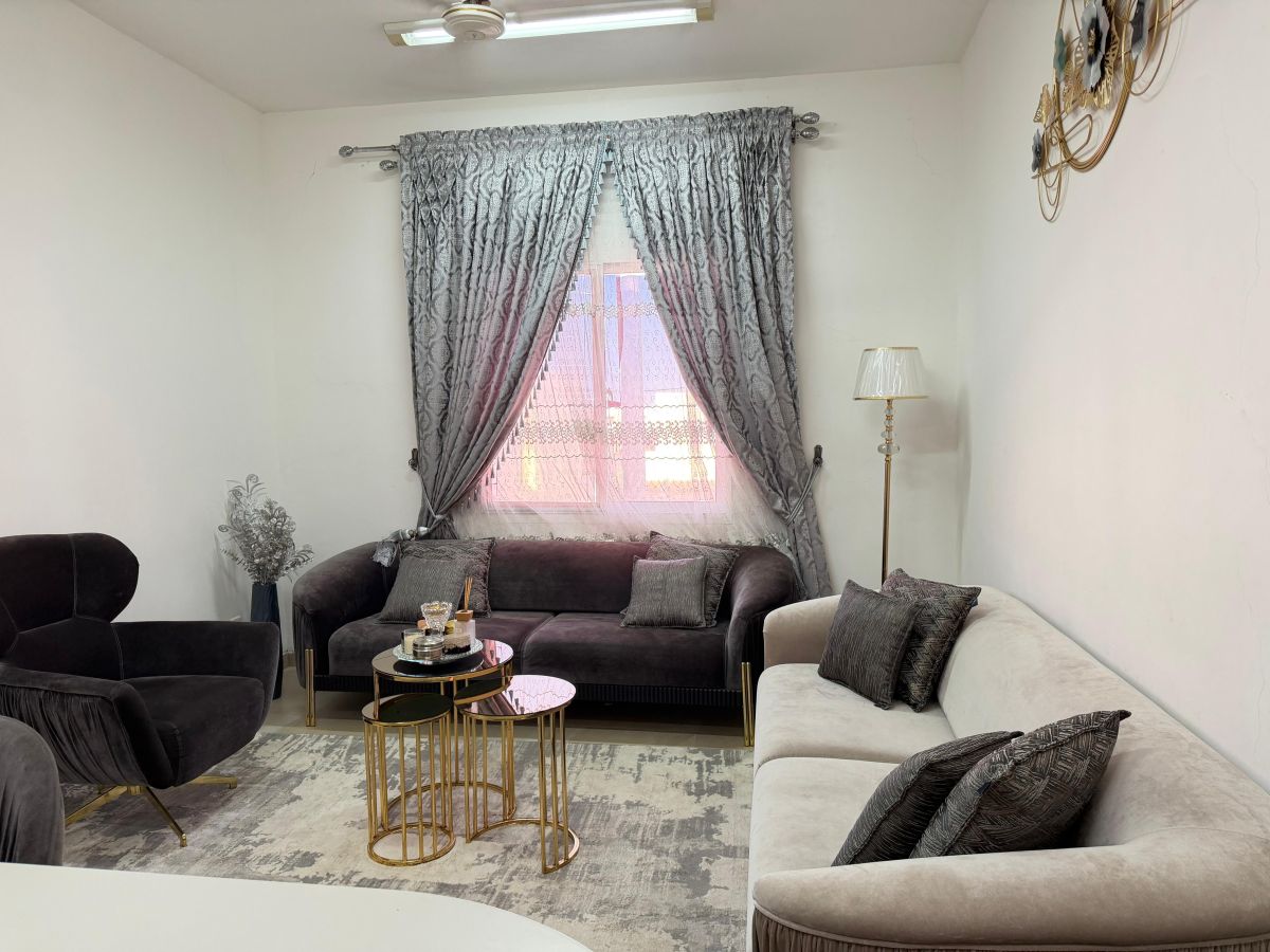 Ensemble de meubles et accessoires pour maison