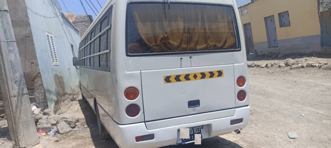 Mitsubishi Rosa 2023, diesel, Manuel, 35 places