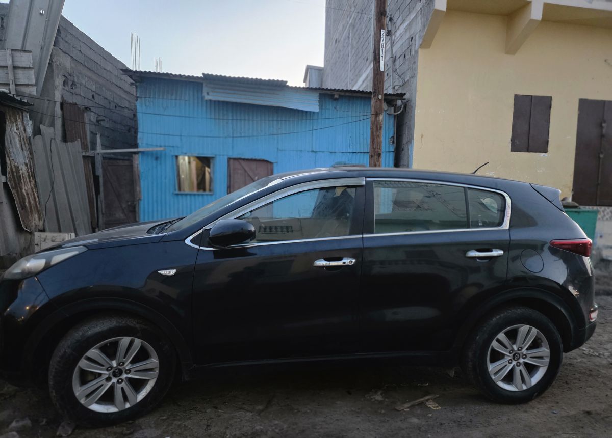 Kia Sportage 2016 diesel boîte automatique bien entretenue (Prix à debattre)